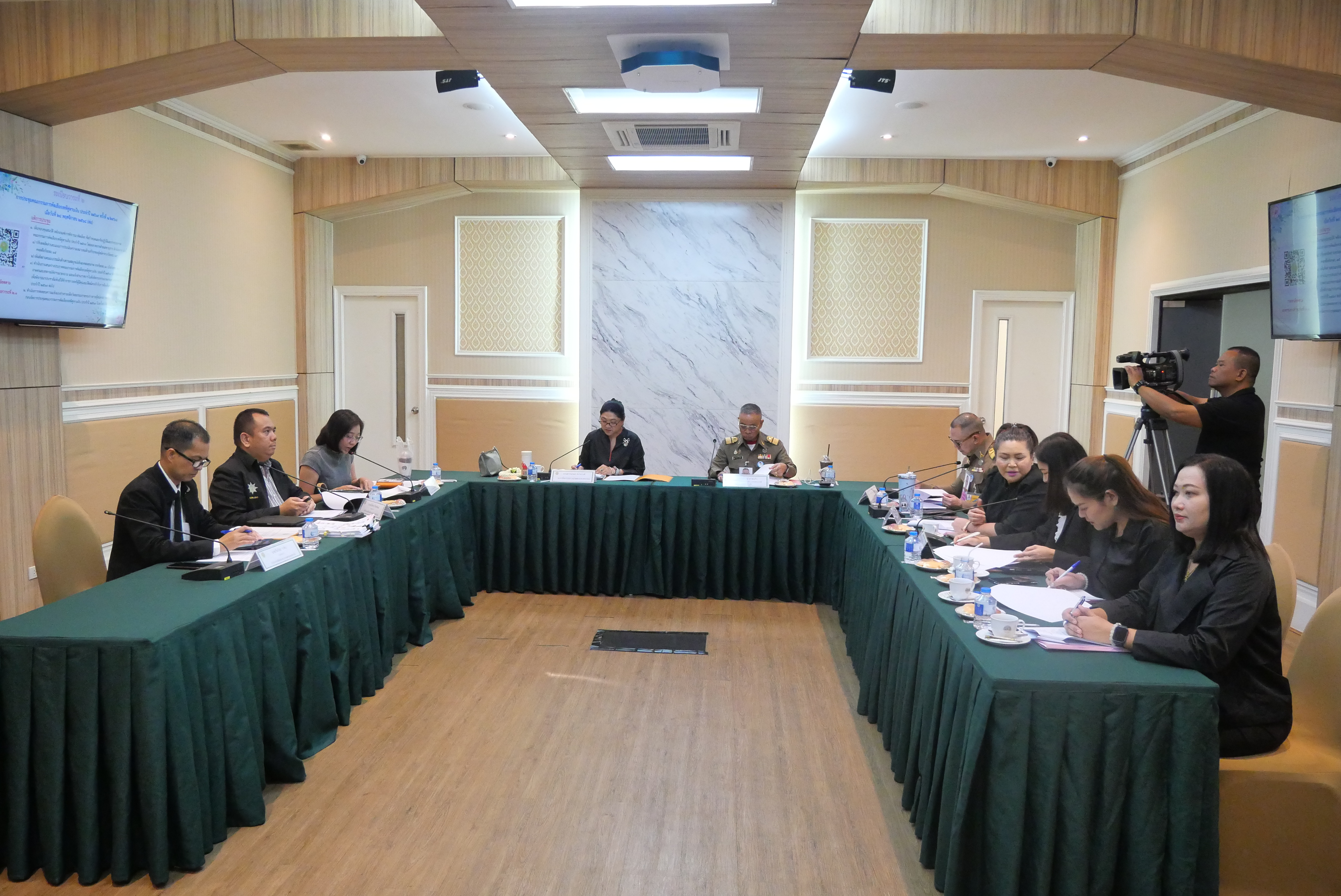 title - ผู้อำนวยการสำนักบริหารกลาง ประชุมคณะกรรมการคัดเลือกเทพีคู่หาบเงิน ประจำปี 2569 ครั้งที่ 1/2569